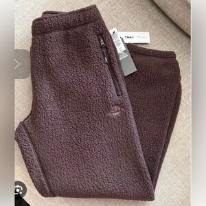 Aritzia Bigfoot polar park pants